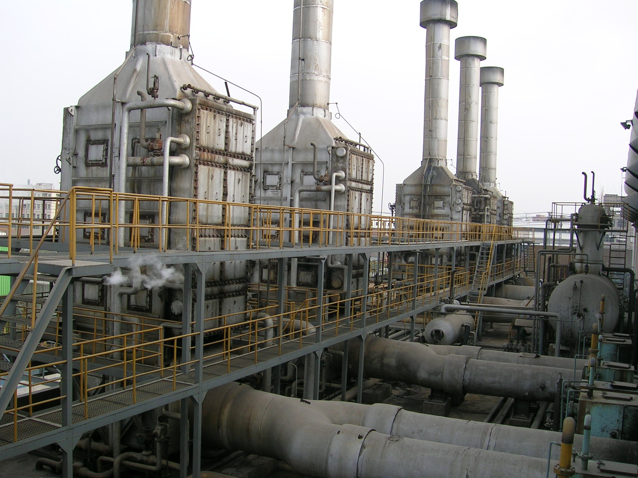 發(fā)電機(jī)組余熱鍋爐工程現(xiàn)場